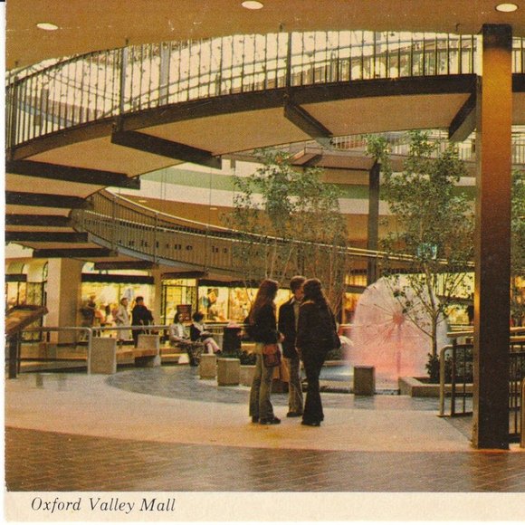 Meet your Posher, Nancy - Picture 7 of 7